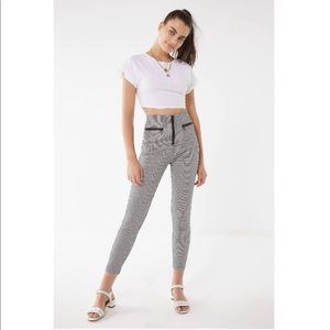 Size 4 | Urban Outfitters zip pant